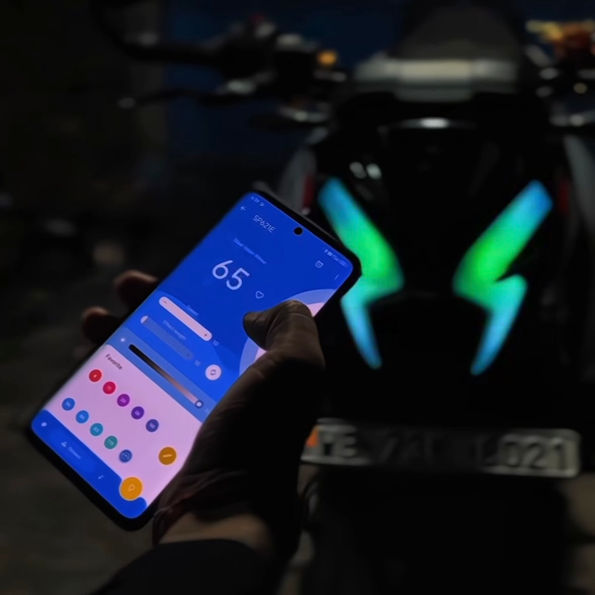Pulsar NS400Z Smart Bluetooth DRL Lights | Custom RGB Headlight Matrix